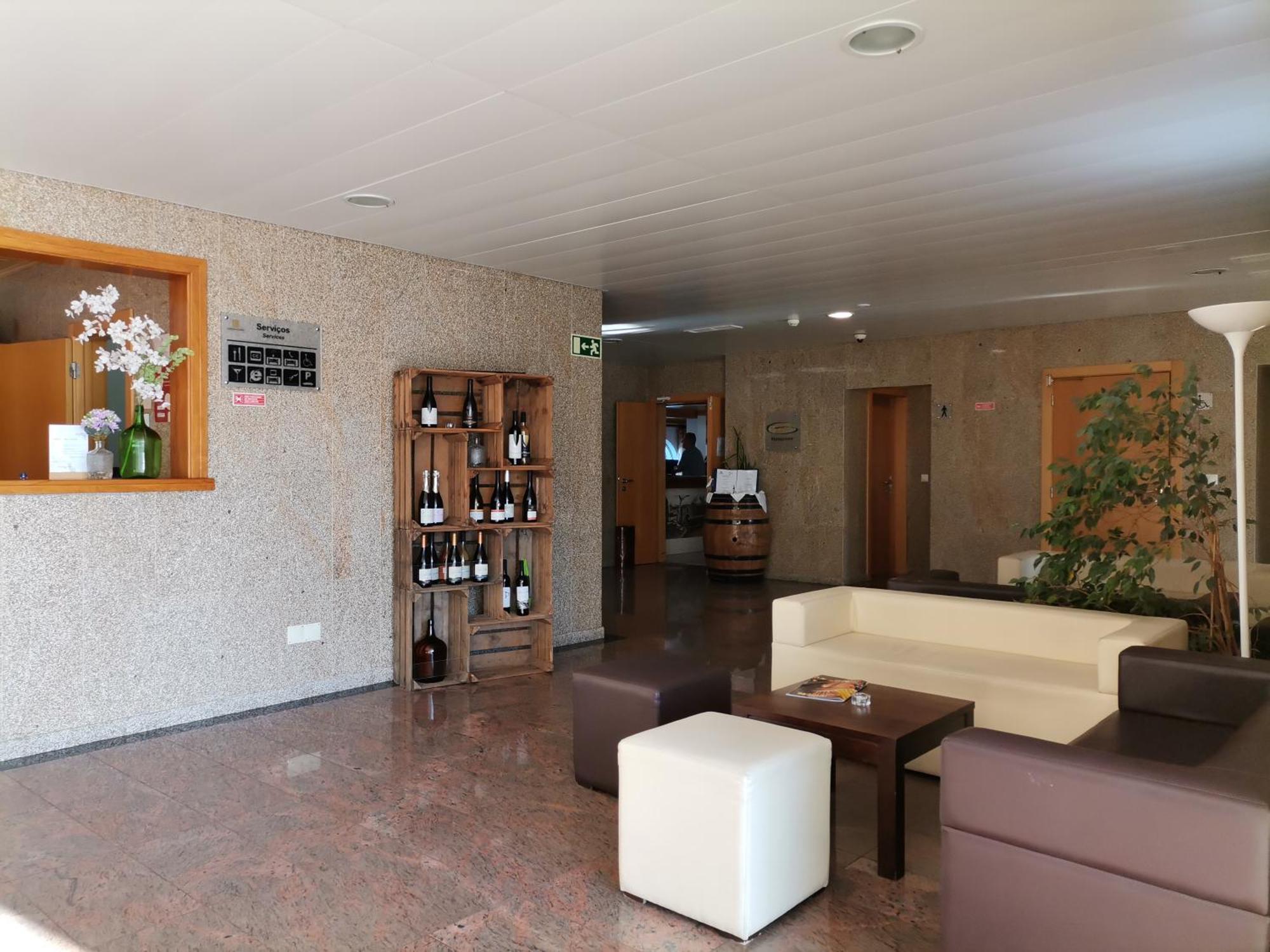 Hotel Quinta Dos Cedros Celorico Da Beira Buitenkant foto