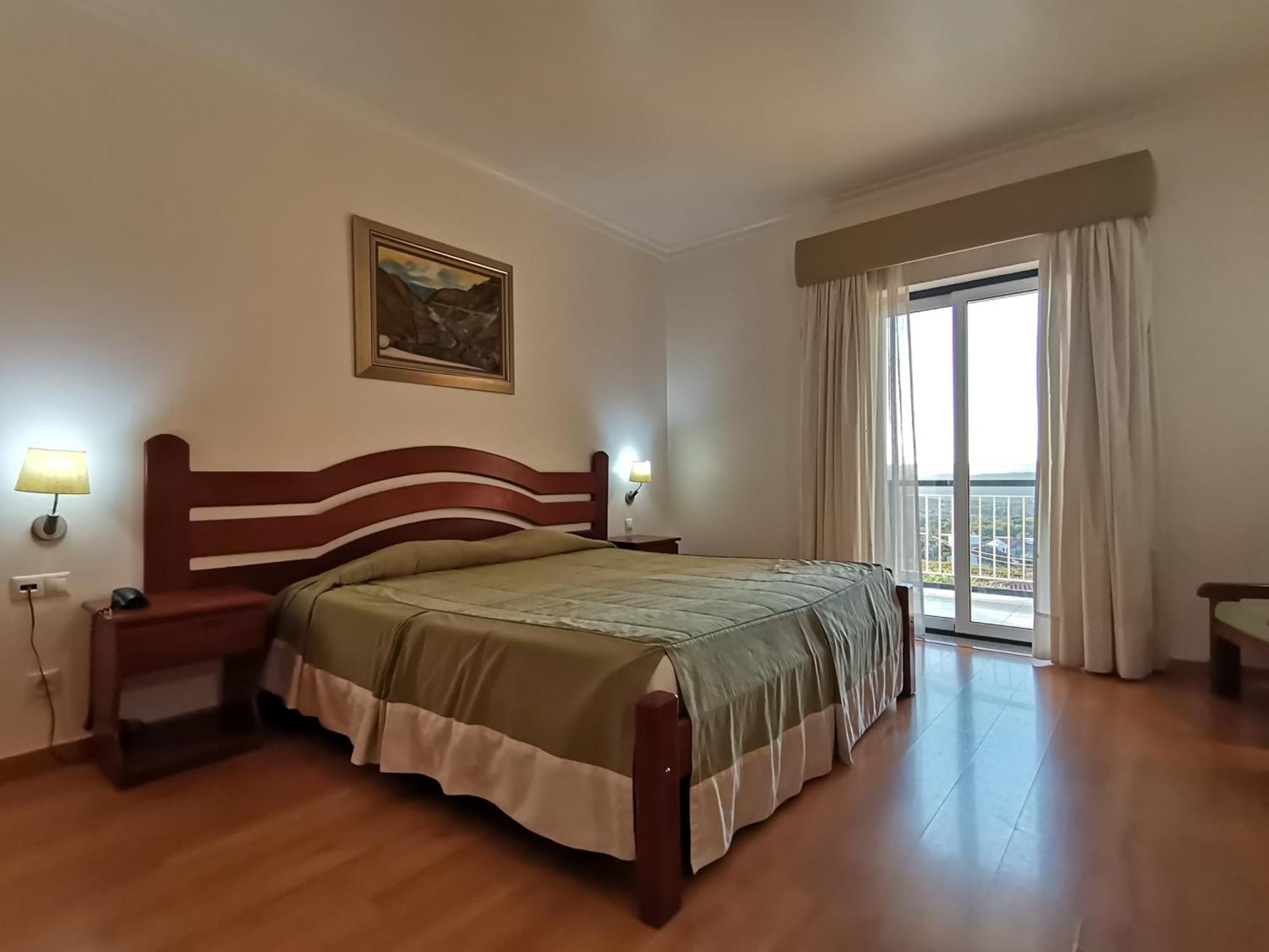 Hotel Quinta Dos Cedros Celorico Da Beira Kamer foto